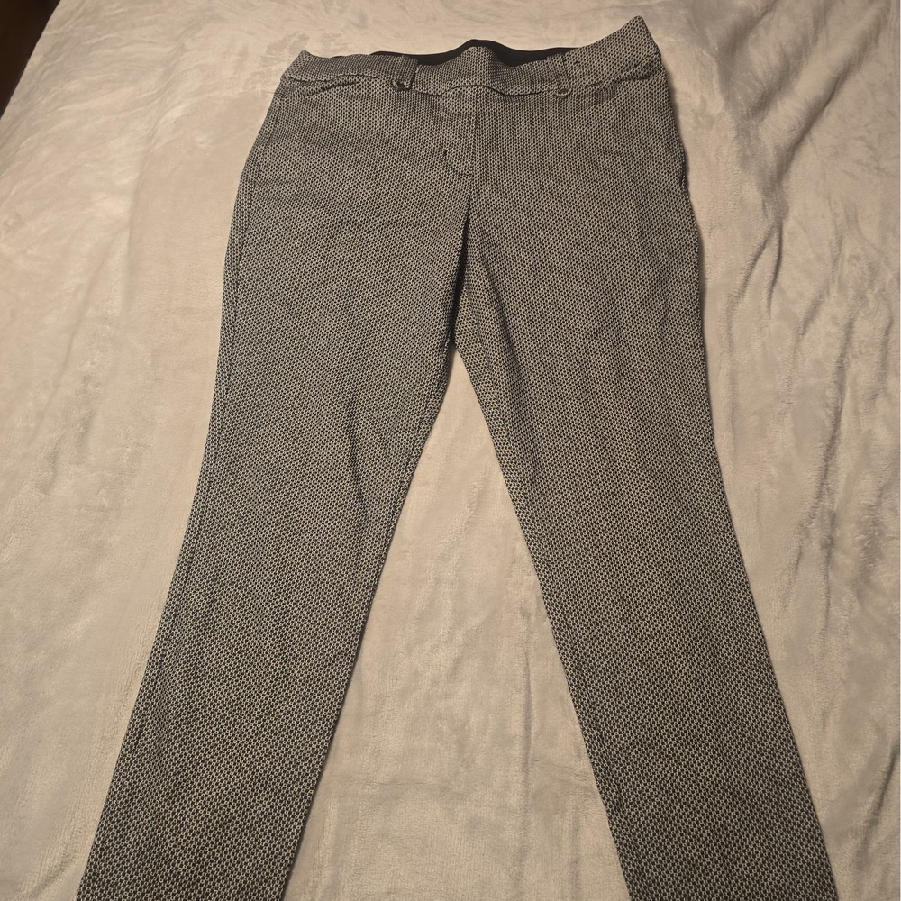 Maurices Black Smart Skinny Slacks Large Pockets Dark Academia Preppy Classic